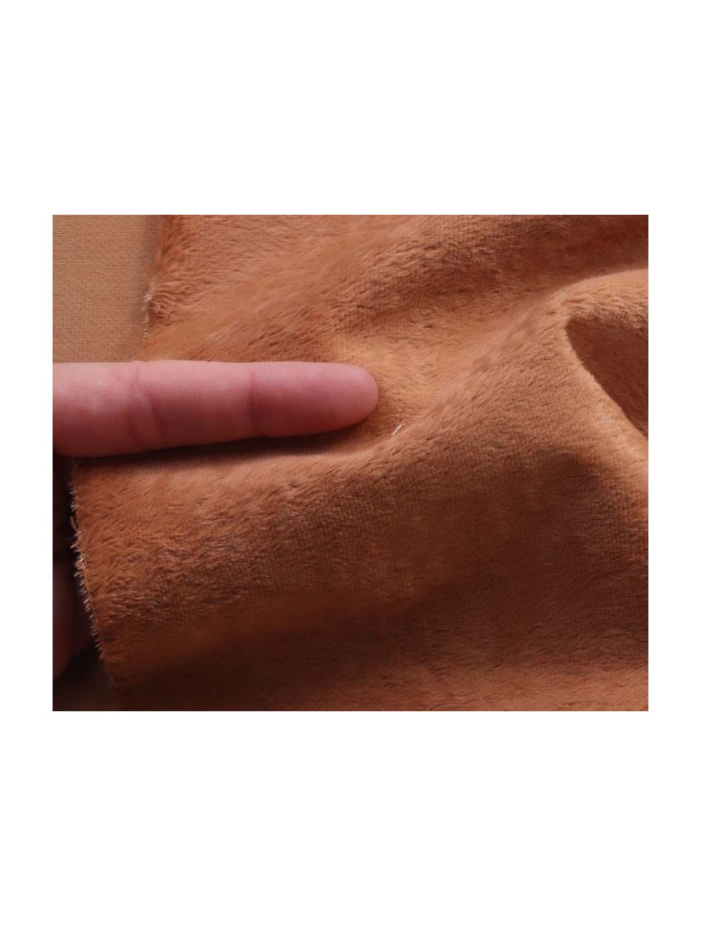 Viscose - dicht - recht - ca 6mm pool - 140cm breed - caramel (190-4094)