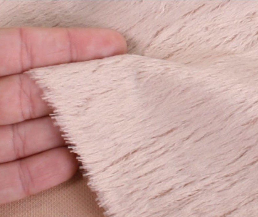 Viscose - middeldicht - recht - ca 6mm pool - 140cm breed - oudroze (4095)