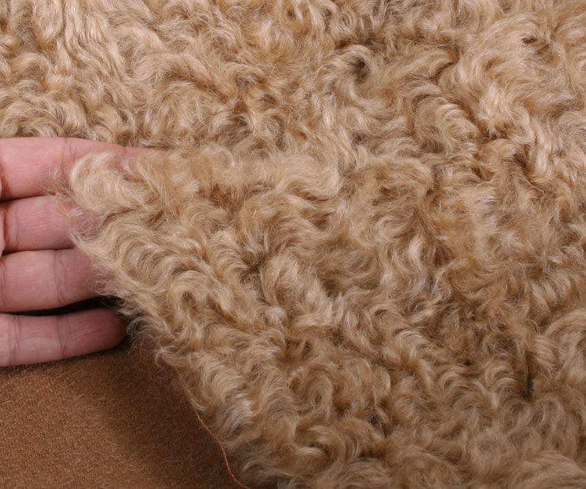 Mohair - Dicht gekruld - ca 24mm pool (982)