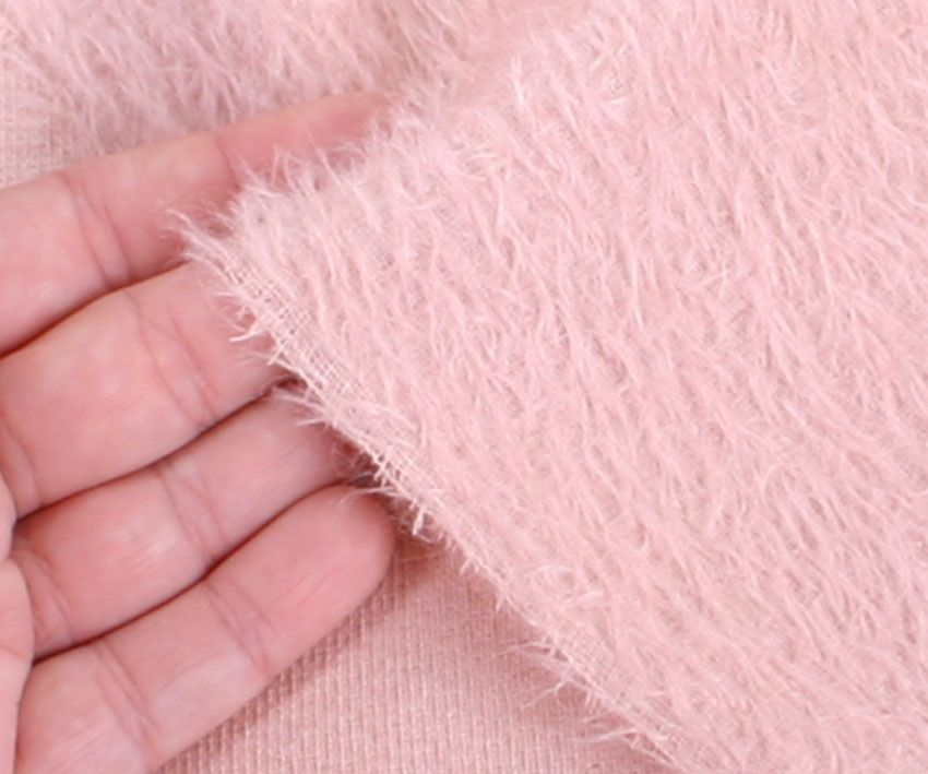 NIEUW BINNEN Mohair - Open recht - ca 12mm pool - 140cm breed (150-020)