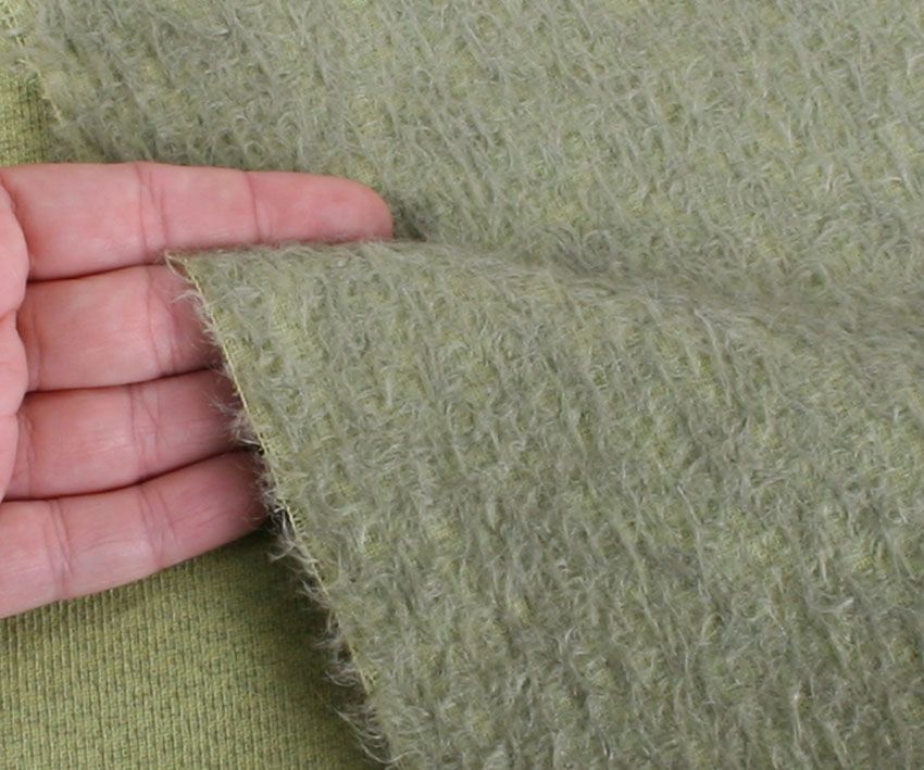 NIEUW BINNEN Mohair - Open recht - ca 12mm pool - 140cm breed (150-025)