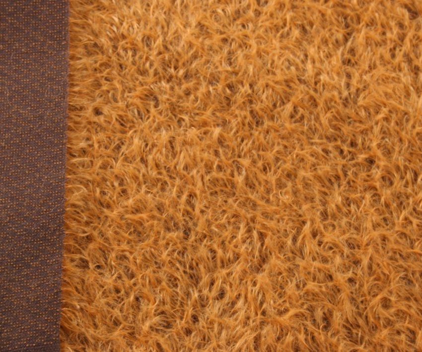 NIEUW BINNEN Mohair - Open / Middeldicht gekruld - ca 16mm pool - 140cm breed  - 151-042