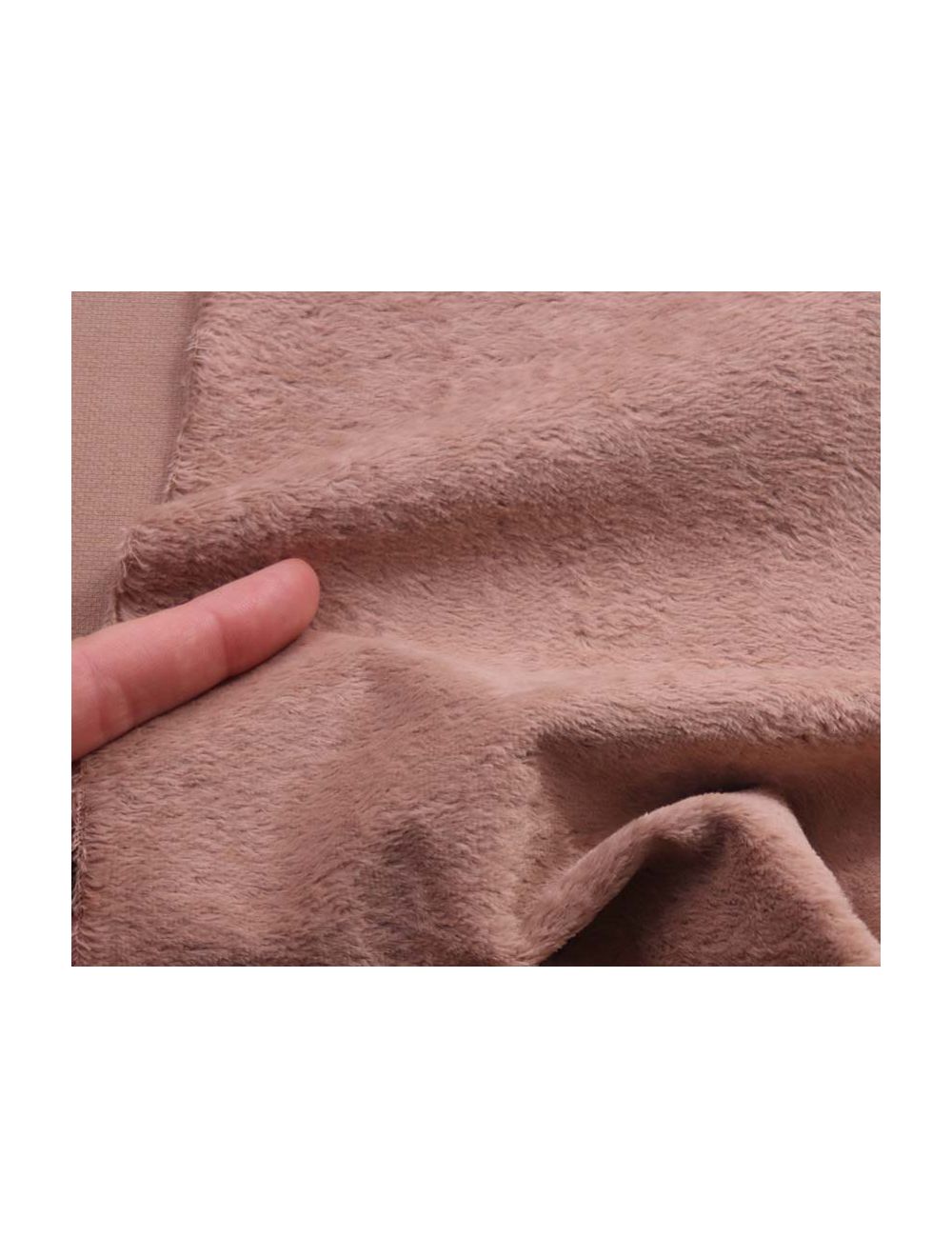 Viscose - dicht - recht - ca 6mm pool - 140cm breed - oudroze (190-4097)