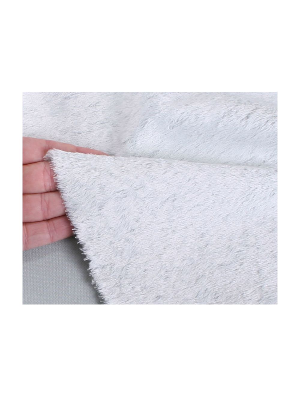 Viscose - dicht - recht - ca 6mm pool - 140cm breed - babyblauw (190-903)