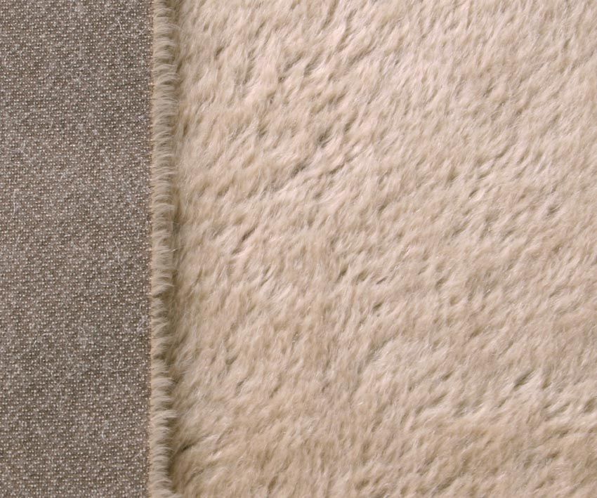 Nieuw! Mohair - Dicht recht - ca 16mm pool (S223S-1608)