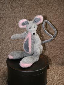Nieuw! Mohair - dicht gekruld - ca 7mm pool - 140cm breed - RBS-35