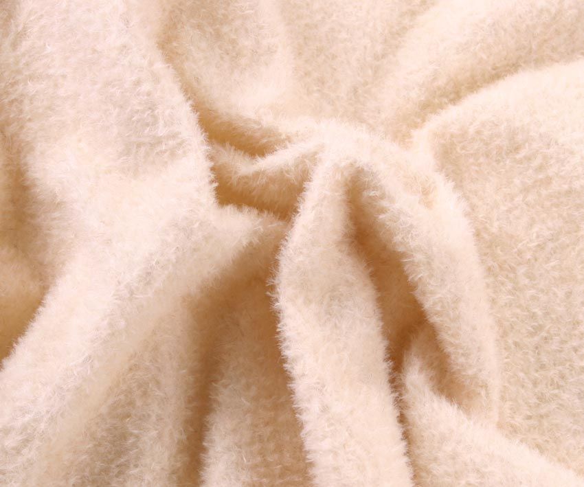 Nieuw! Mohair - dicht gekruld - ca 7mm pool - 140cm breed - RBS-30